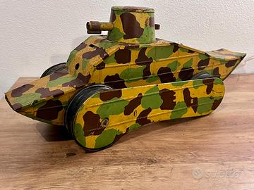 Giocattolo latta carro armato