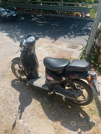 Aprilia Scarabeo 50