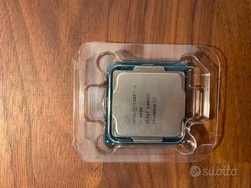 Intel Core i5 8400 con dissipatore
