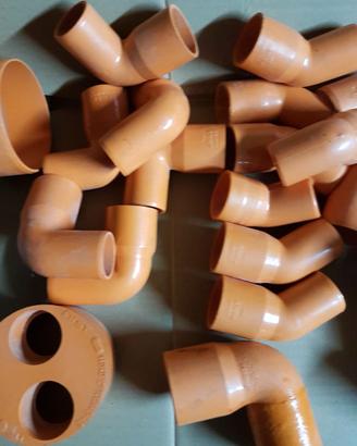 raccorderia in plastica per scarichi da 40-32 cm