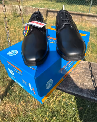 Scarpe Mai indossate