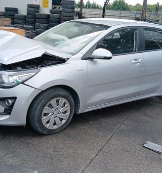 Kia Rio 2022 km 37.000 sigla motore g4lf