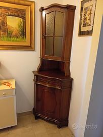 angoliera in legno