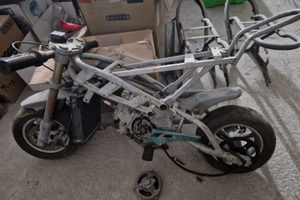 Minimoto raffreddamento a liquido da completare