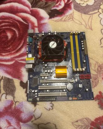 scheda madre asrock n68c-s + cpu amd sempron 140