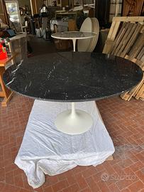 Tavolo tulip knoll internetional nero marquina