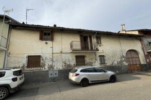 Immobile in asta di 194 m² con 3 locali a Livorno 