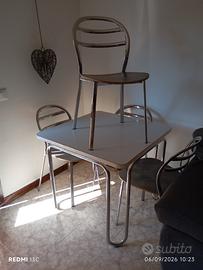 Tavolo e sedie Calligaris