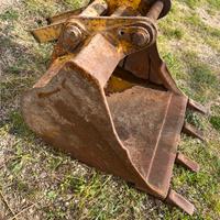 Benna per escavatore da 35 quintali