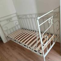 Letto singolo  in ferro battuto bianco avorio