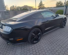 Ford Mustang 2.3 Ecoboost Garanzia