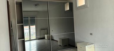 armadio ante a specchio