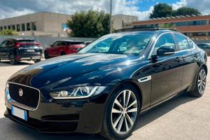 Jaguar XE 2.0 D Turbo 180CV aut. Prestige