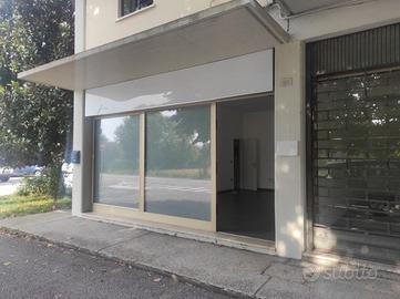 Silea-Cendon negozio/ufficio fronte strada mq. 40