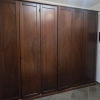 Rendo armadio in legno 