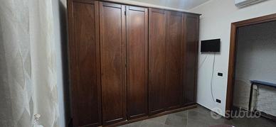 Rendo armadio in legno 