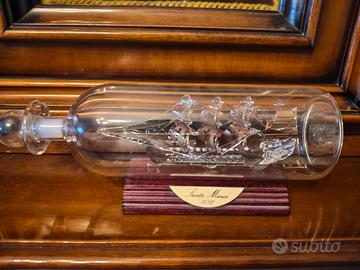 Nave in bottiglia "Santa Maria" di Cristoforo Colo