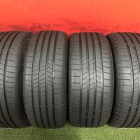 235 45 21 - 255 40 21 Gomme Estive Pirelli Audi Q4