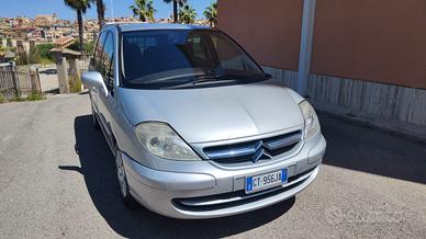 Citroen C8
