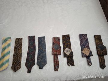 Cravatte da uomo in seta . Alcune firmate.