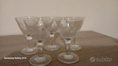 5 bicchieri da liquore 