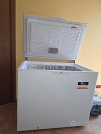 Freezer grande Whirlpool