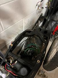 Telaio piaggio zip  prima serie con motore