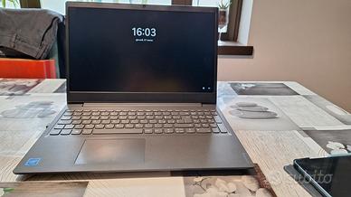 Computer portatile Lenovo 82C3