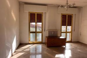Appartamento di 102 m² con 4 locali a Arezzo