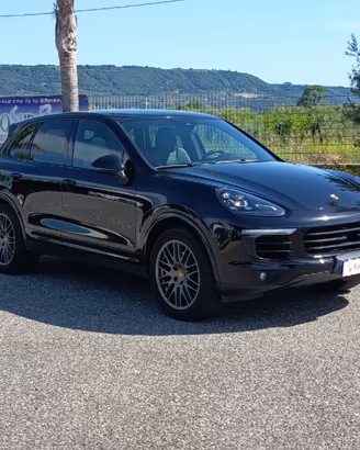 PORSCHE Cayenne 3.0 Diesel Platinum Edition