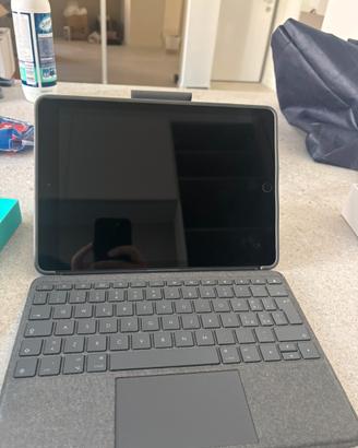 Logitech Combo Touch per iPad 7ª/8ª/9ª generazione