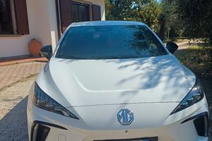 MG4 full elettric 64kw premium