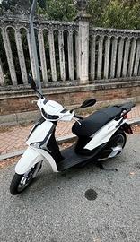Scooter Liberty 125 4T anno 2025 4/k km
