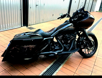 Harley davidson road glide 2016 " joker edition "