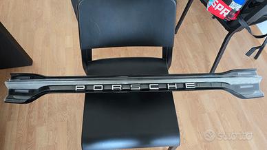 Fanale centrale Porsche Macan S  95B945308D