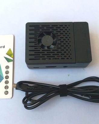 Raspberry PI 2 Model B + Cavo + MicroSD 32GB nuova
