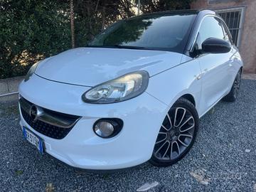 Opel Adam 1.2 70 CV