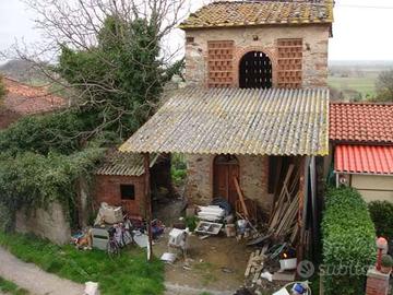Rustico / Casale di 70 m² con 2 locali e posto aut