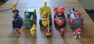 Paw Patrol lotto con 5 veicoli e 10 personaggi