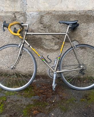 Buci da corsa vintage