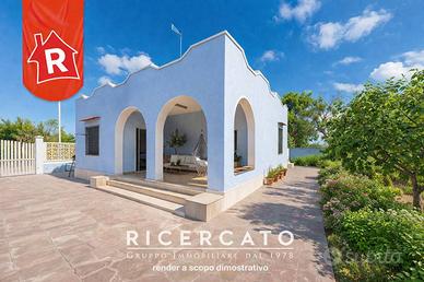 Villa di 120 m² con 5 locali e box auto a Lecce