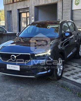 VOLVO XC40 D3 Geartronic Momentum Pro