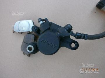Pinza freno posteriore yamaha r1 big bang