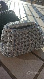 borsa clutch argento in velluto 