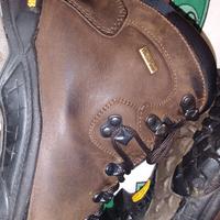 Dakar trekking marrone numero 40 suola vibram