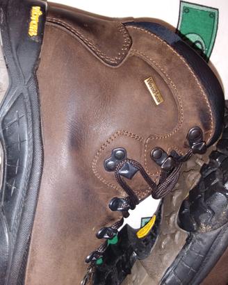 Dakar trekking marrone numero 40 suola vibram