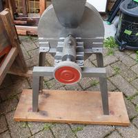 Mulino a Martello per Granaglie