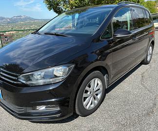 Volkswagen Touran 1.6 tdi cambio automatico