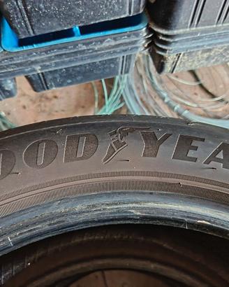 4 Gomme Estive GoodYear Efficient Grip 