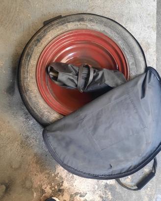  Ruotino scorta con borsa e attrezzatura 